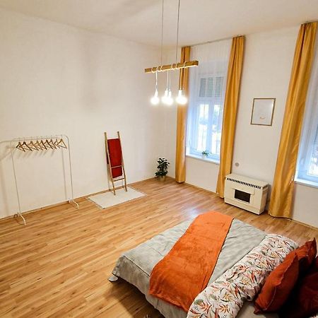 Pearl Apartman Apartment Gyor Luaran gambar
